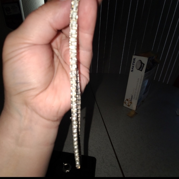 Vintage Dorsons Art Deco Sterling silver and crystal choker & Earings set. - Picture 14 of 15